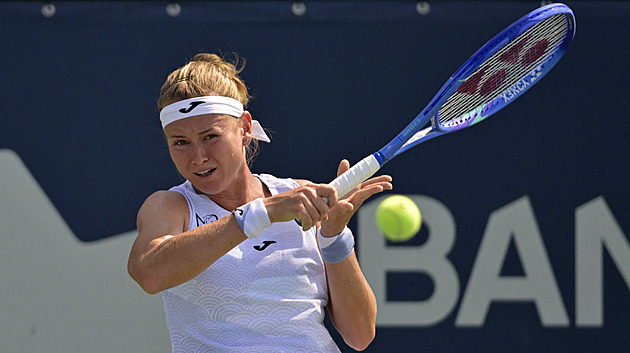 Semifinále Bouzkové v Monterrey zastavil déšť, zápas by měl pokračovat večer