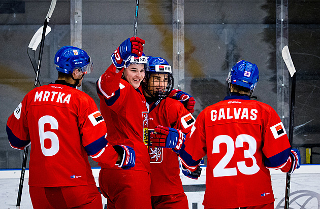 Totální destrukce, výprask. Česká dvacítka zničila Slováky deseti góly, díval se i Rulík