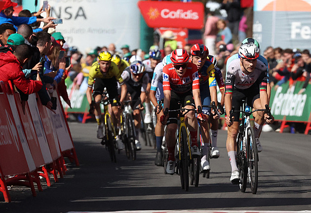 Vuelta ONLINE: Další den v horách. Udrží překvapivý norský lídr vedení?