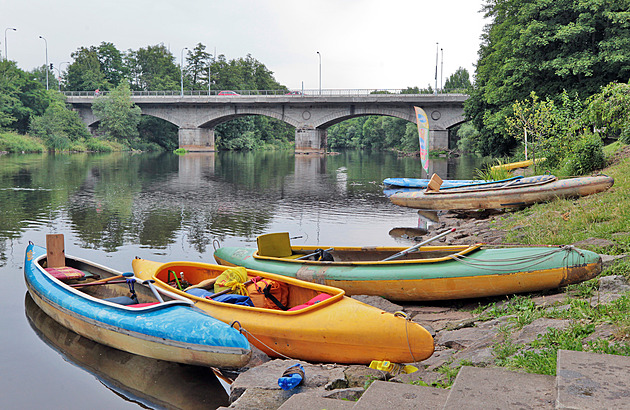 Na opravu Chebského mostu si Vary vezmou půlmiliardový úvěr. Opozice je znepokojena