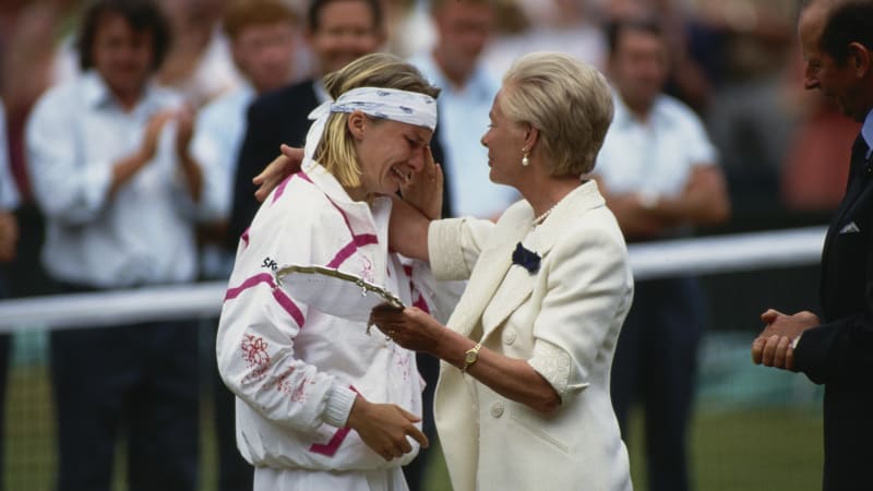 Zemřela vévodkyně z Kentu. Katharine dojala Čechy slavným gestem na Wimbledonu