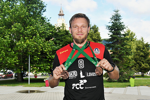 Jako Baroš či Čech. I Motl má svůj song. Dojalo mě to, přiznává házenkář