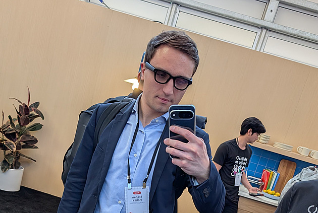 Tato věc by nám mohla sebrat mobily z rukou. A možná se nám to i bude líbit