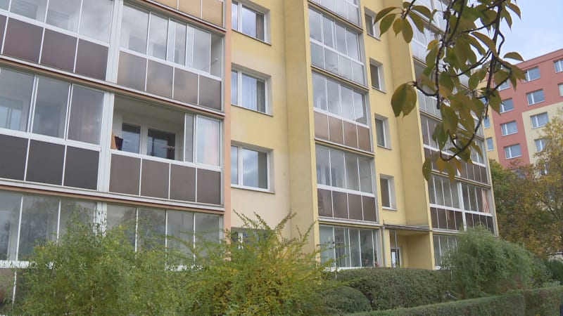 Nájemníci přicházejí o tisíce korun. Pronajímatelé mají povinnost vracet kauce s úroky