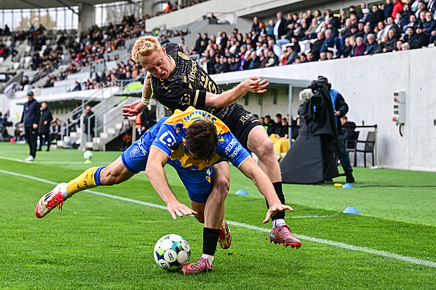 Hradec Kr. - Teplice 0:0, gól hostů kvůli ofsajdu neplatil, dál pokračují bez prohry