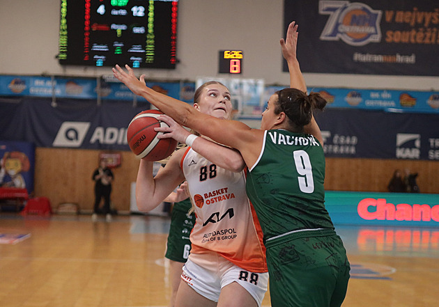 Medaile? Nepředbíhejme, říká ostravská kapitánka. Chce i domácí výhru v Eurocupu