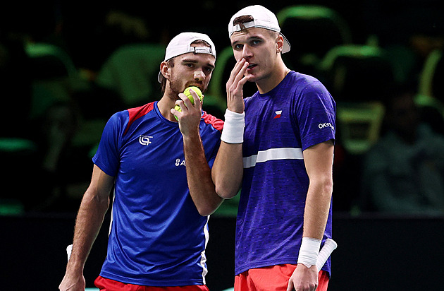 Vedení nestačilo, Češi končí ve čtvrtfinále. Bitvu se Španělskem rozhodla čtyřhra