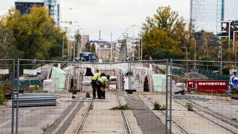 Práce na Libeňském mostě se zastaví. Praha chce nový projekt, hotovo může být až v roce 2032