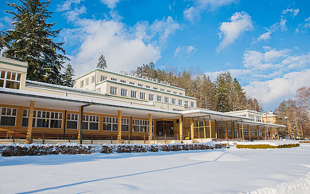 Prostopášná místa našich předků. Hřešili v Boccacciu i luhačovickém Dominu