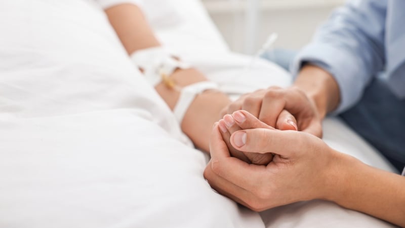 Mám mizivé šance na přežití. Moderátor Marcel Osztas šokoval smutnou fotografií fanoušky