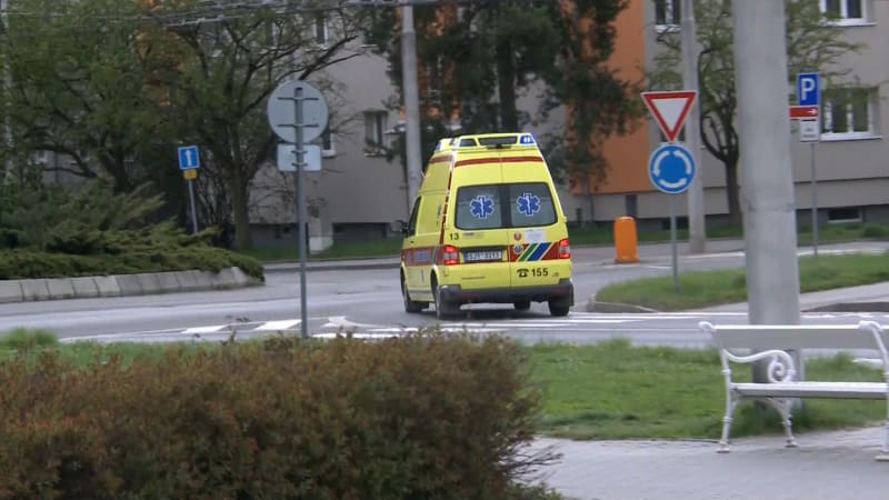 Tragická nehoda v Budějovicích: 19letá řidička usmrtila chodkyni, zřejmě jí nedala přednost