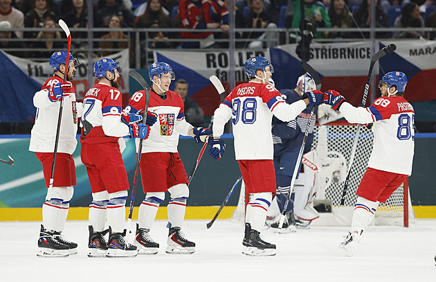 ONLINE: Česko - Francie 6:3. Hokejisté drží výhodnou pozici, navíc hrají přesilovku