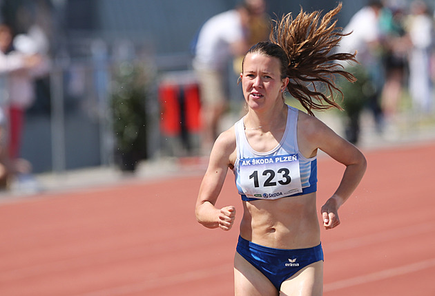 Hrochová zazářila v Seville, je druhou nejrychlejší maratonkyní české historie