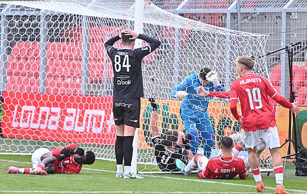 ONLINE: Pardubice - Jablonec 0:1, domácí byli lepší, v závěru inkasují od Hollého