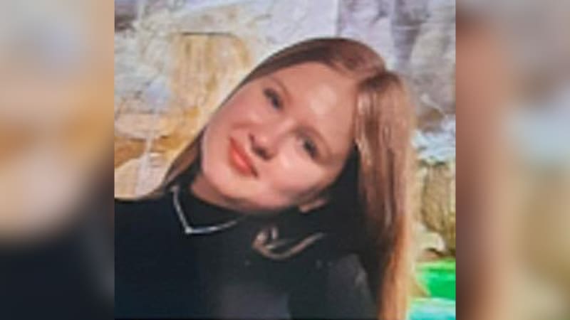 Řekla, že už nechce domů, a zmizela. Policie hledá 13letou Natálku z Roztok u Prahy