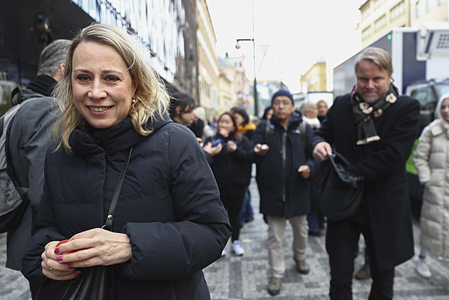 Na obraně končí šéf auditu. Měl spory s Bursíkovou Jacques