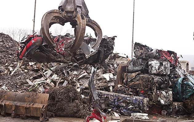 Firma dál usiluje o zdvojnásobení kapacity vrakoviště, části Prostějovanů navzdory