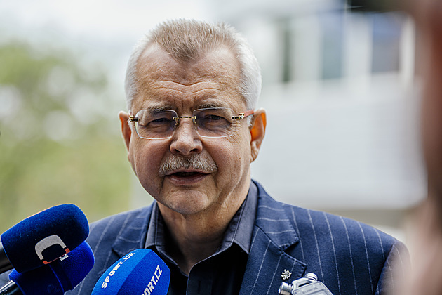 Něco takového jsem nezažil. STES podá na Fouska trestní oznámení, řekl Tvrdík