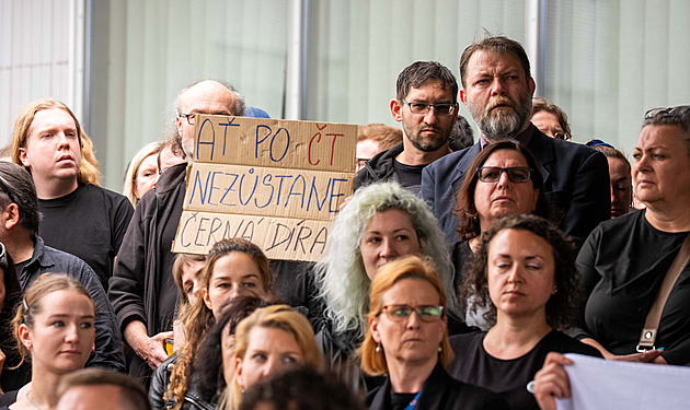 Jdeme do stávky! Zaměstnanci České televize a Rozhlasu oznámí další postup