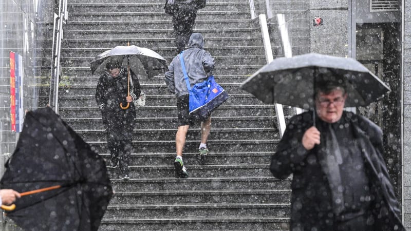 Konec veder, už brzy dorazí bouřky: MAPA ukazuje, kde spadne nejvíc vody. Citelně se ochladí